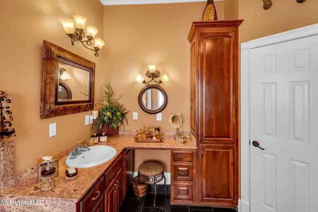 $1,350,000 | 1456 Beach Boulevard, Biloxi, MS 39530