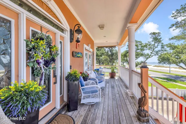 $1,350,000 | 1456 Beach Boulevard, Biloxi, MS 39530