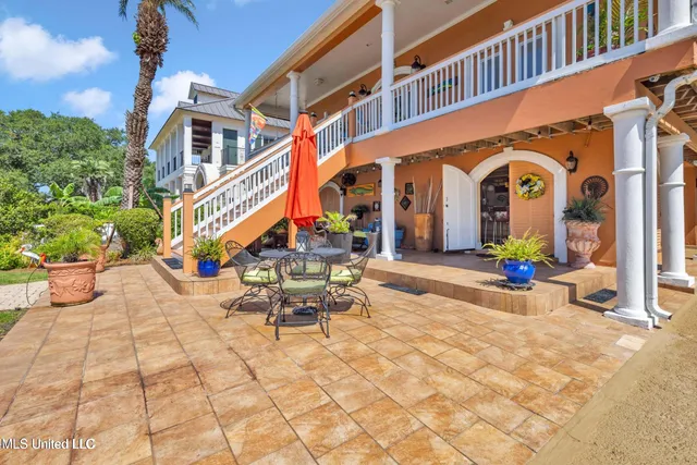 $1,350,000 | 1456 Beach Boulevard, Biloxi, MS 39530