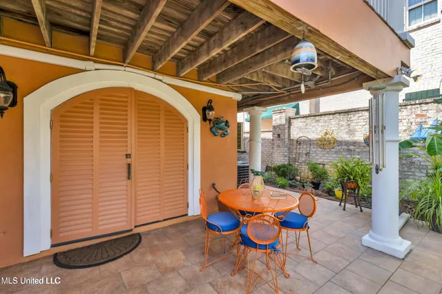 $1,350,000 | 1456 Beach Boulevard, Biloxi, MS 39530