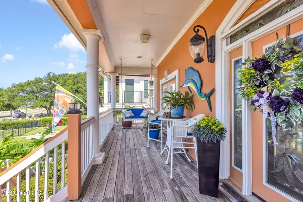 $1,250,000 | 1456 Beach Boulevard, Biloxi, MS 39530