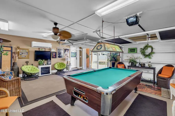 $1,250,000 | 1456 Beach Boulevard, Biloxi, MS 39530