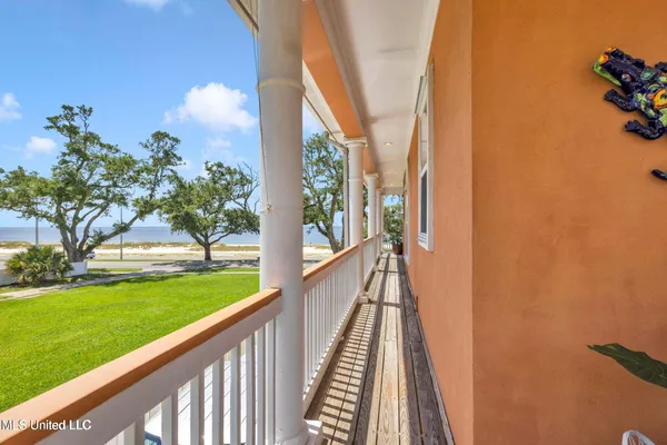 $1,250,000 | 1456 Beach Boulevard, Biloxi, MS 39530