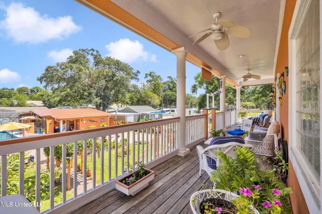 $1,350,000 | 1456 Beach Boulevard, Biloxi, MS 39530