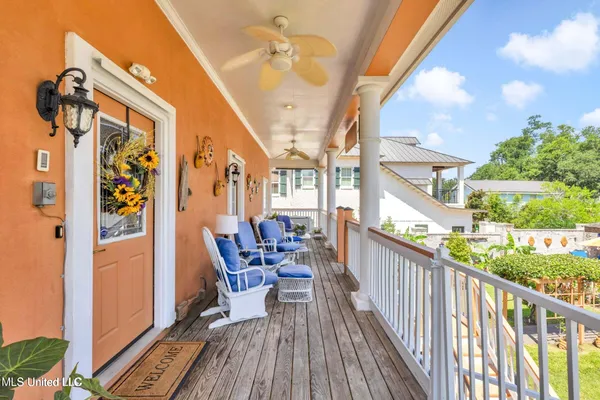 $1,250,000 | 1456 Beach Boulevard, Biloxi, MS 39530