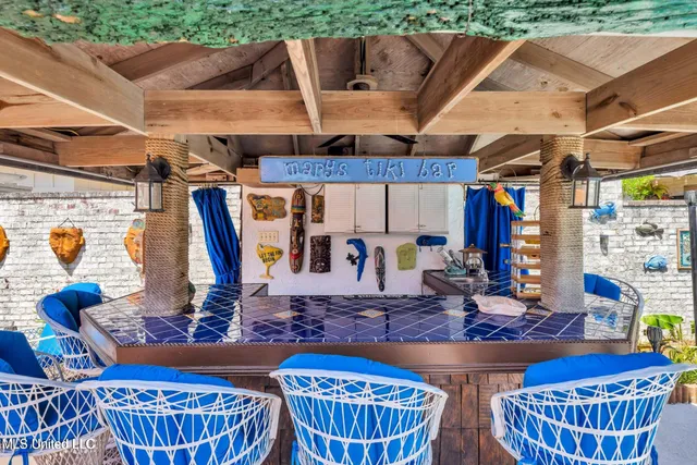 $1,350,000 | 1456 Beach Boulevard, Biloxi, MS 39530