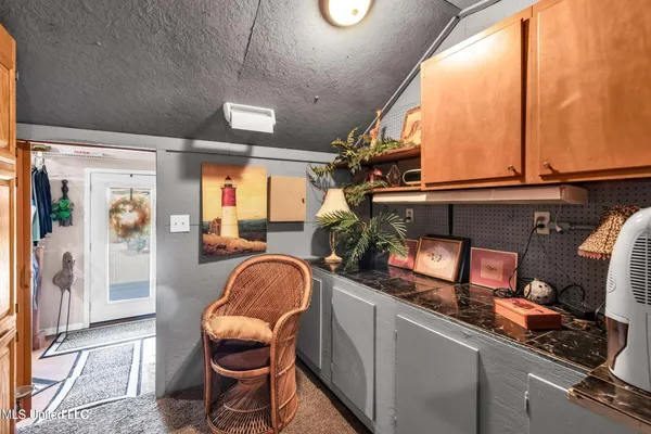 $1,250,000 | 1456 Beach Boulevard, Biloxi, MS 39530