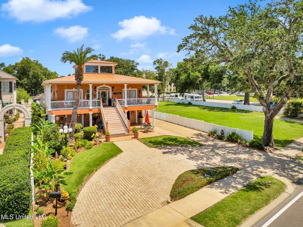 $1,250,000 | 1456 Beach Boulevard, Biloxi, MS 39530