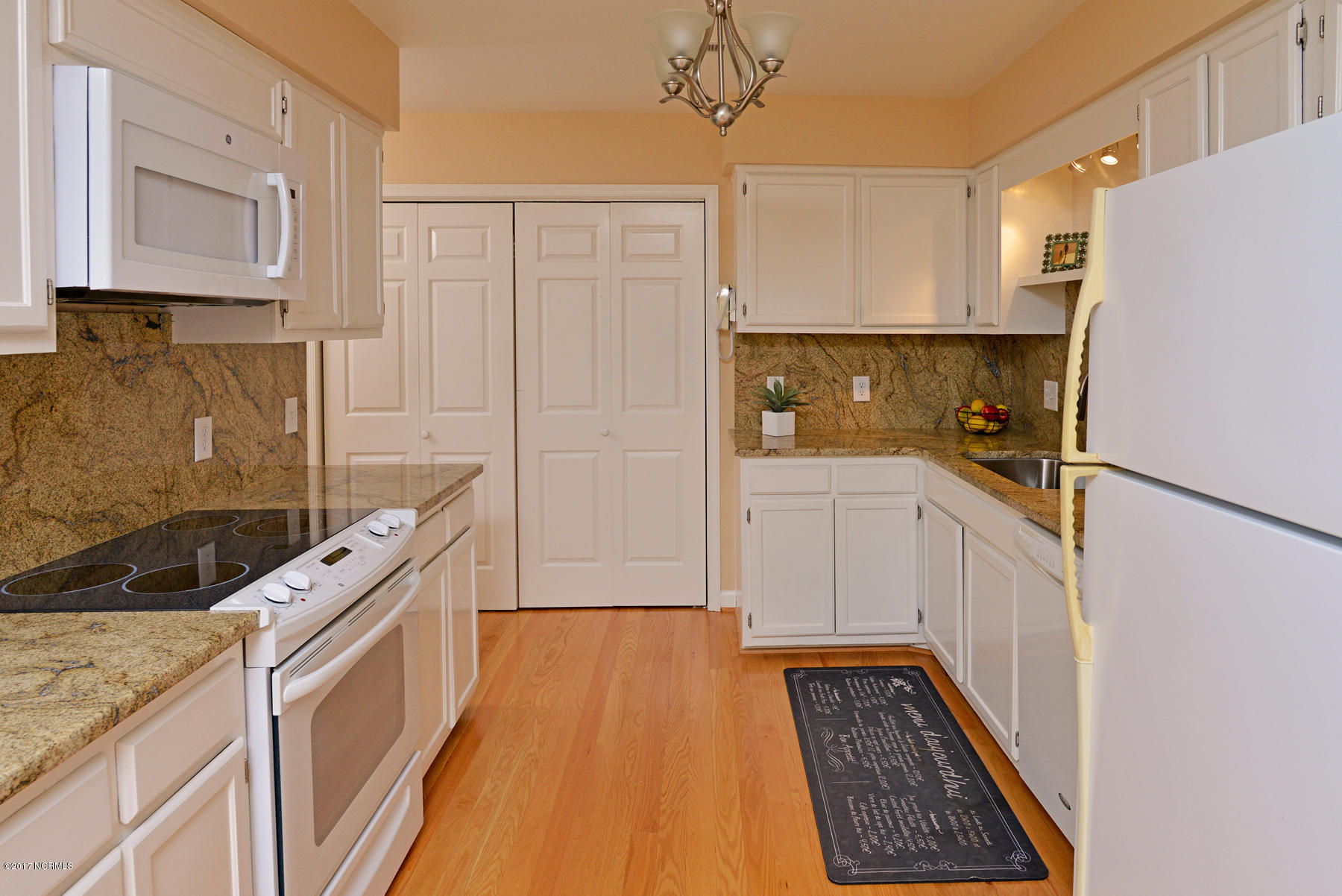 1864 Quail Ridge Road, Unit P Greenville, NC 27858 - Photo 8 of 28 1864 Quail Ridge Unit P-00023