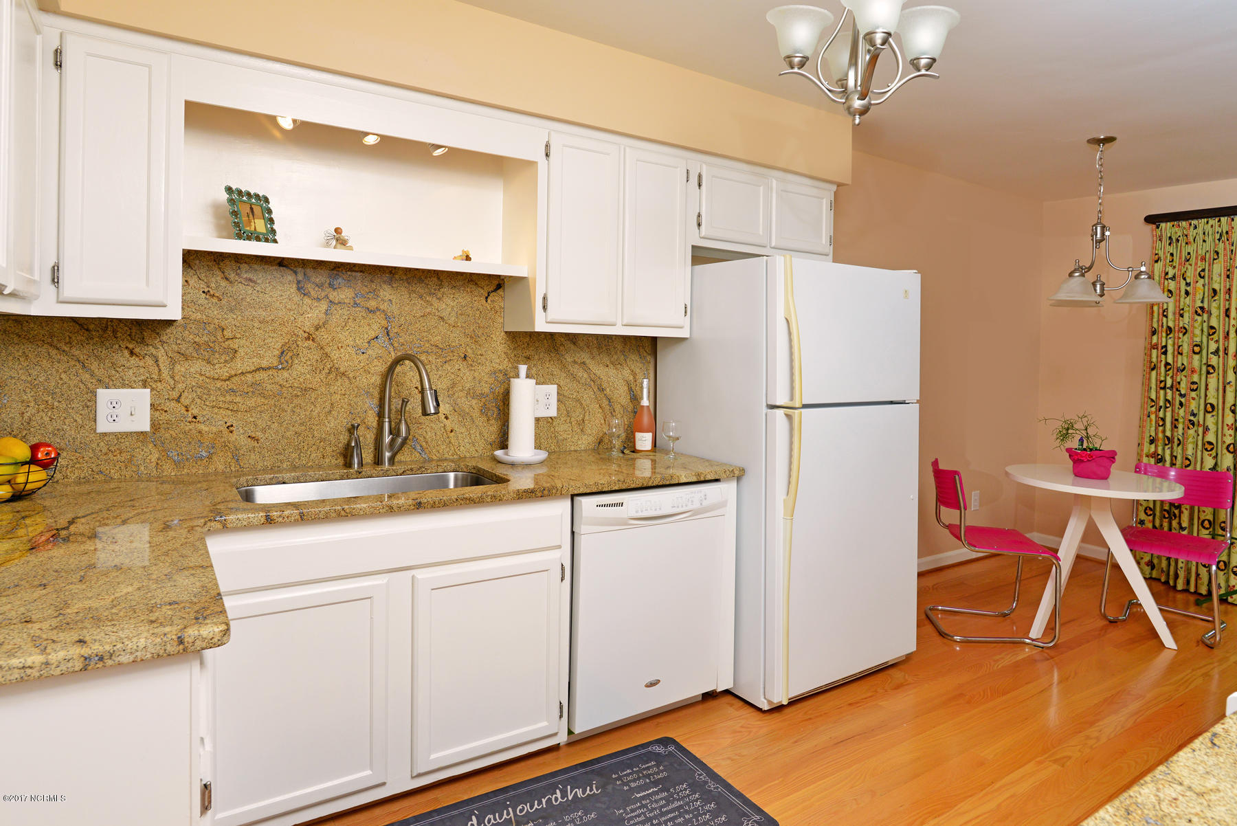 1864 Quail Ridge Road, Unit P Greenville, NC 27858 - Photo 10 of 28 1864 Quail Ridge Unit P-00025