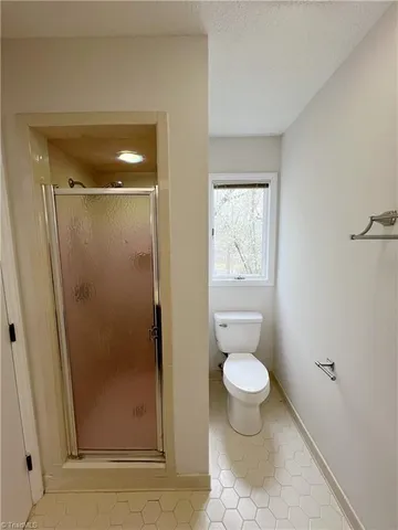 $1,795 | 210 South Lindell Road, Unit E, Greensboro, NC 27403