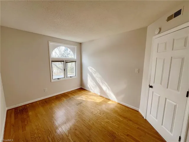 $1,795 | 210 South Lindell Road, Unit E, Greensboro, NC 27403