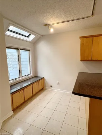 $1,795 | 210 South Lindell Road, Unit E, Greensboro, NC 27403