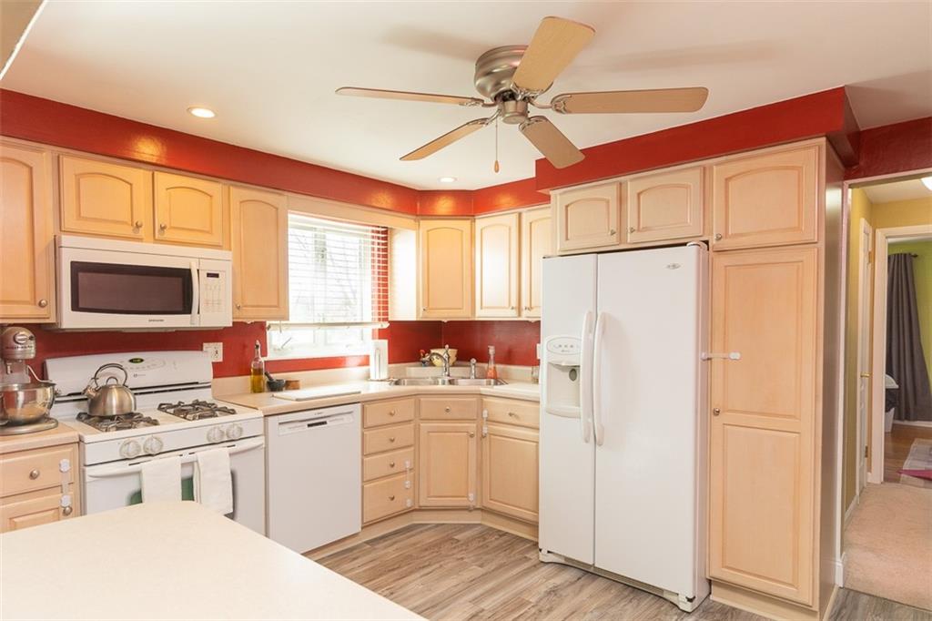 1232 Varner Road Pittsburgh, PA 15227 - Photo 11 of 23 Gallery Image 11