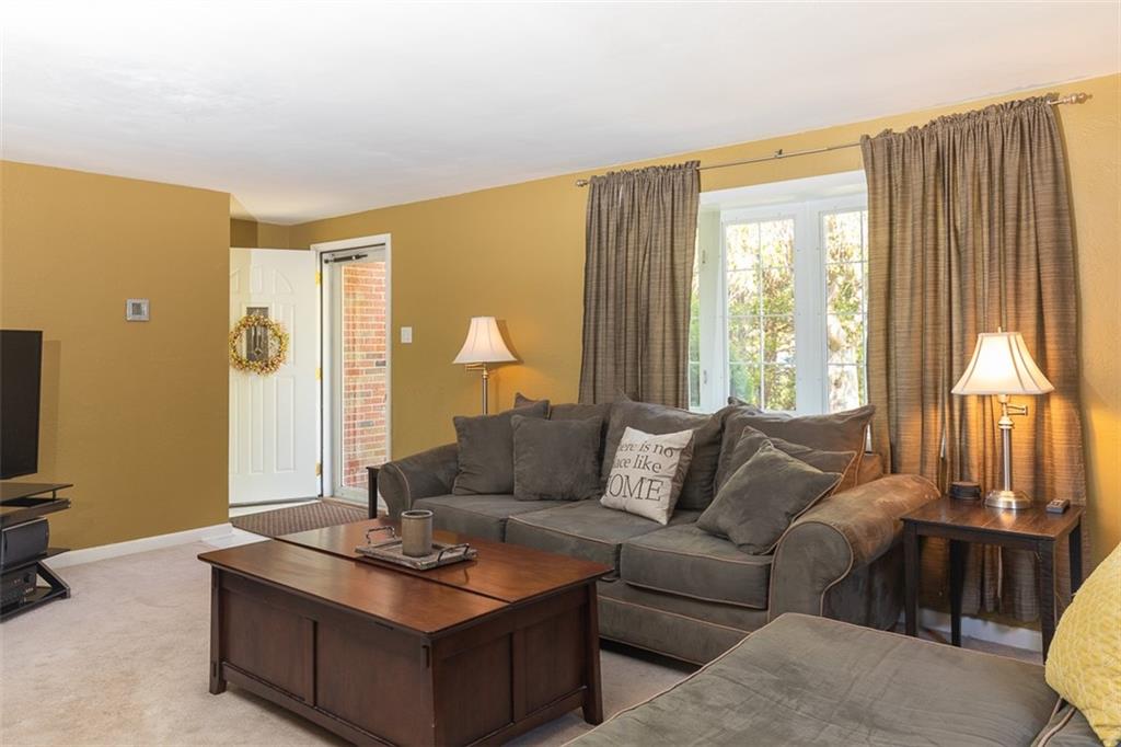 1232 Varner Road Pittsburgh, PA 15227 - Photo 7 of 23 Gallery Image 7