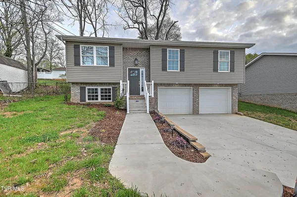 $321,000 | 1950 West Stone Drive, Kingsport, TN 37660