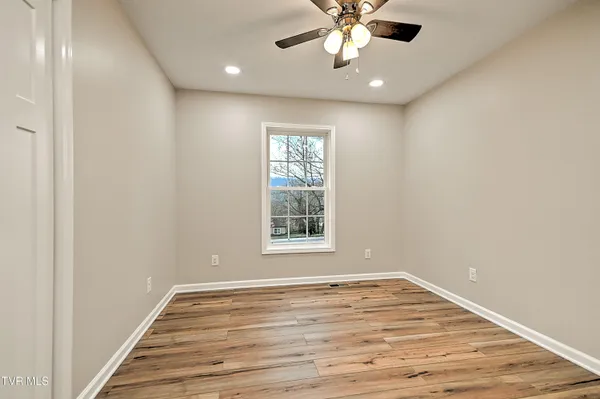 $321,000 | 1950 West Stone Drive, Kingsport, TN 37660