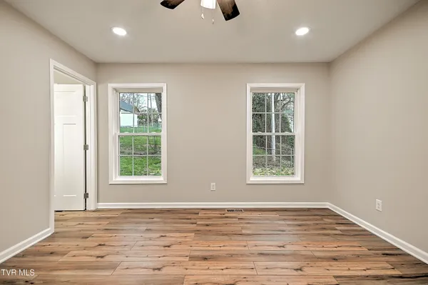 $321,000 | 1950 West Stone Drive, Kingsport, TN 37660