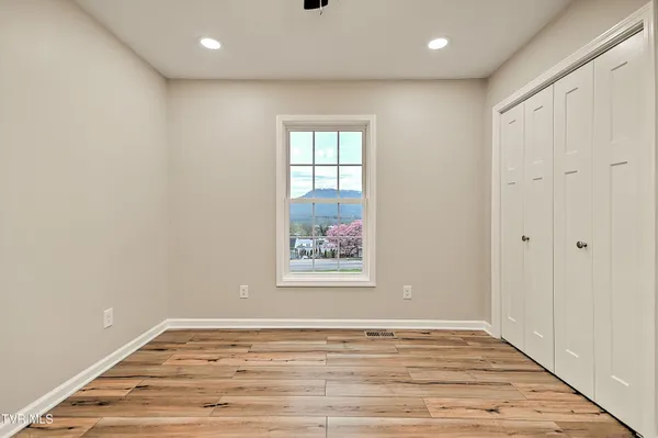 $321,000 | 1950 West Stone Drive, Kingsport, TN 37660