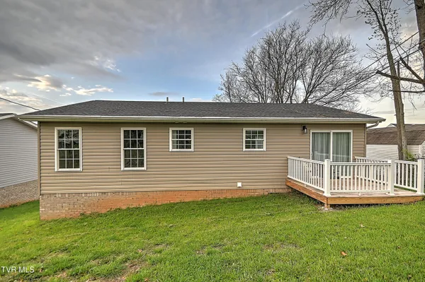 $321,000 | 1950 West Stone Drive, Kingsport, TN 37660