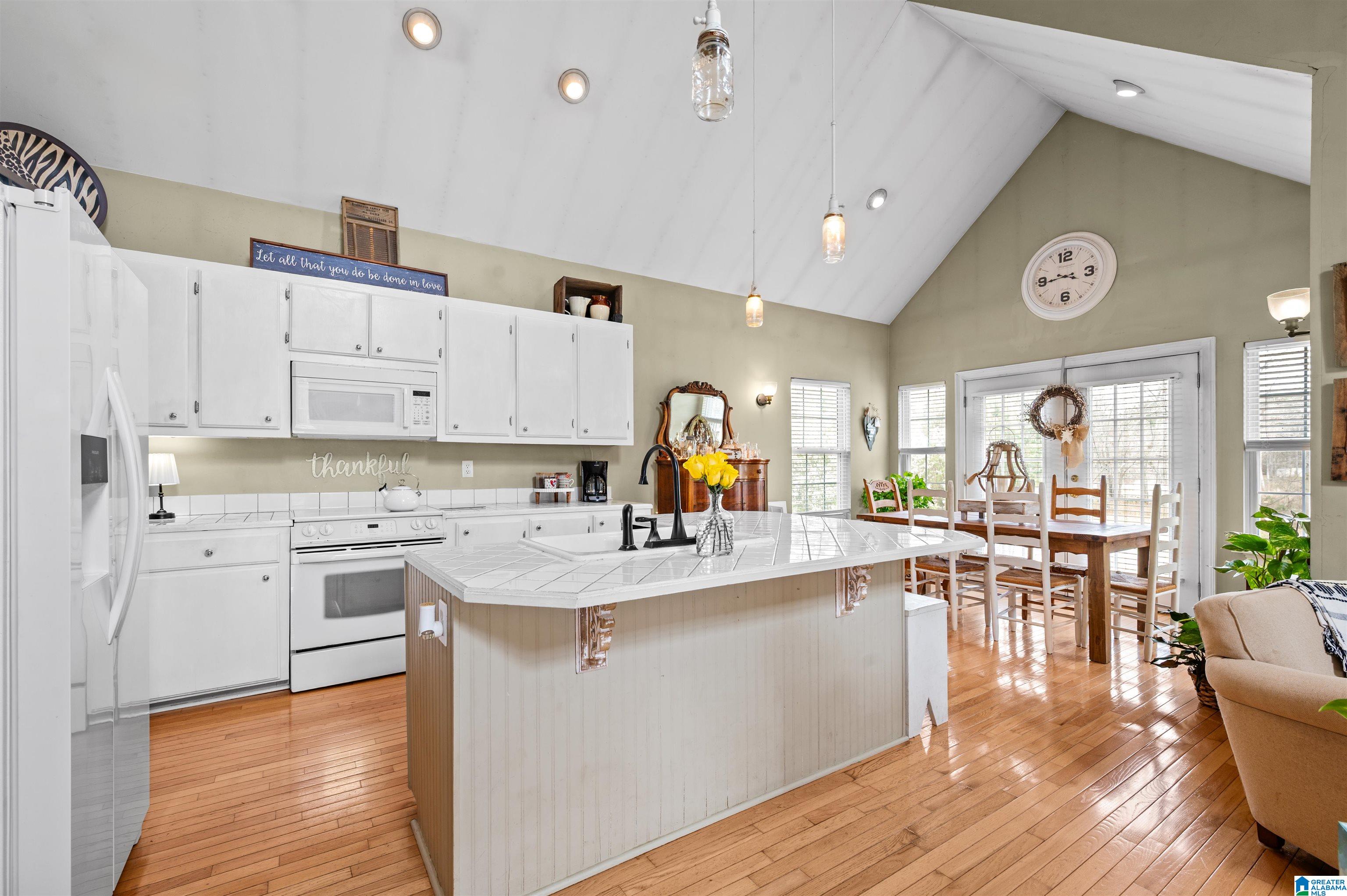 198 Heasletts Road Childersburg, AL 35044 - Photo 9 of 43