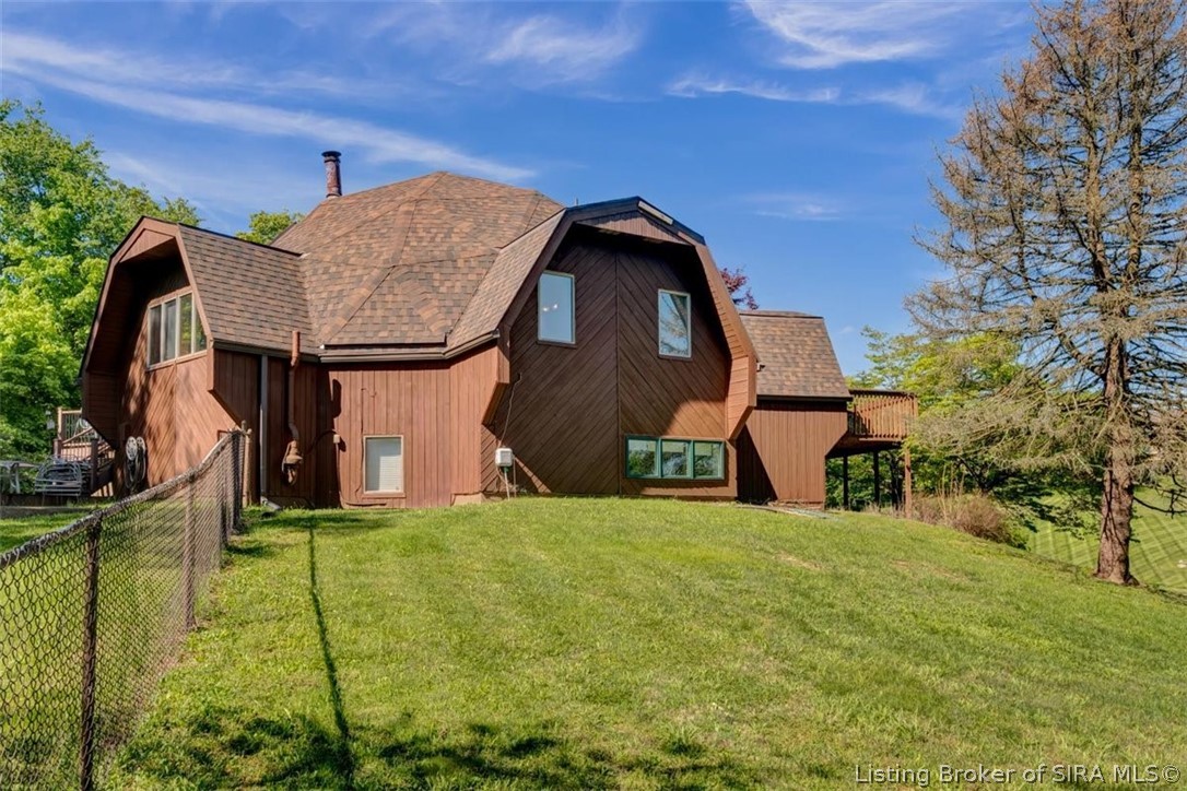 1003 Kelly's Ridge Road New Albany, IN 47150 - Photo 1 of 31