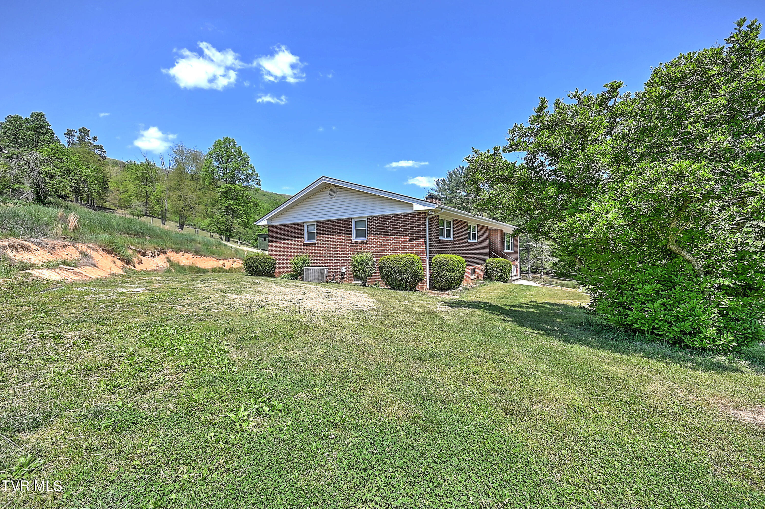 1545 Hilton Road Gate City, VA 24251 - Photo 3 of 38 1545 Hiltons JG-3