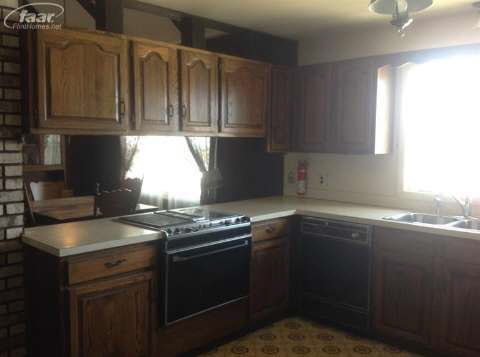9268 Van Vleet Road Gaines, MI 48436 - Photo 7 of 22 20395863-6.JPG