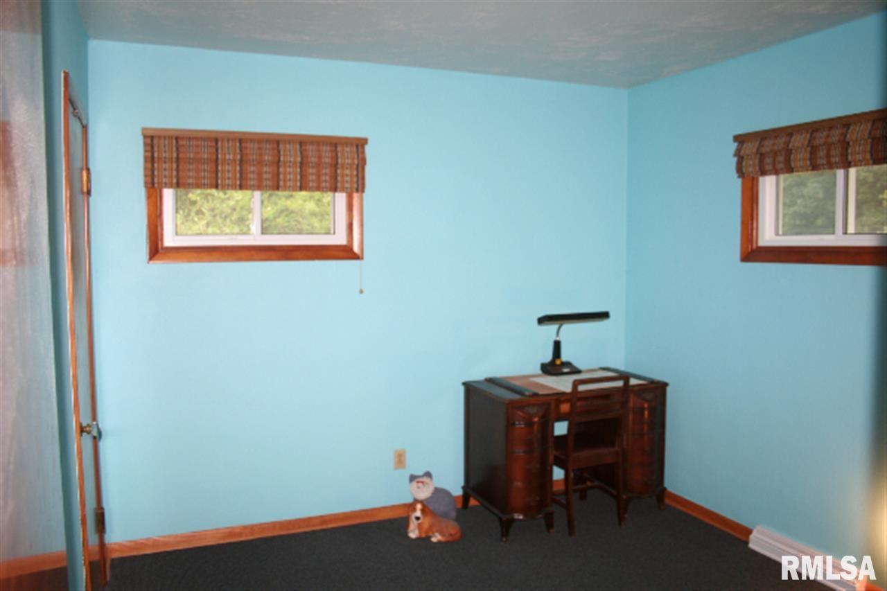 5105 Fairhaven Road Davenport, IA 52807 - Photo 13 of 21 Gallery Image 13