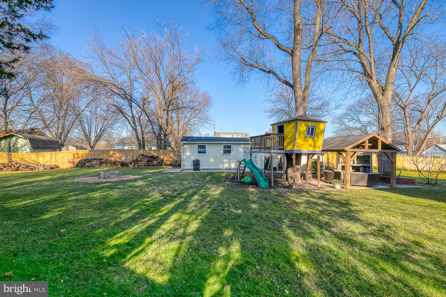 1206 Riggs Court Woodbridge, VA 22191 - Photo 17 of 65 Treehouse and Playground Equipment
