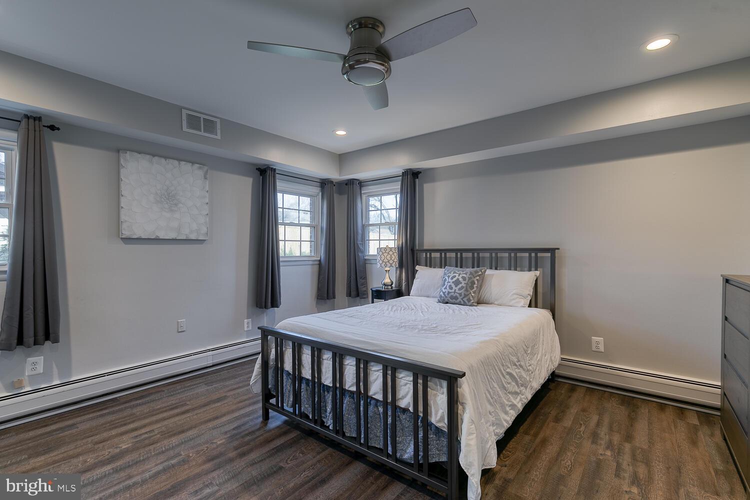 1206 Riggs Court Woodbridge, VA 22191 - Photo 18 of 65 6 Bedrooms