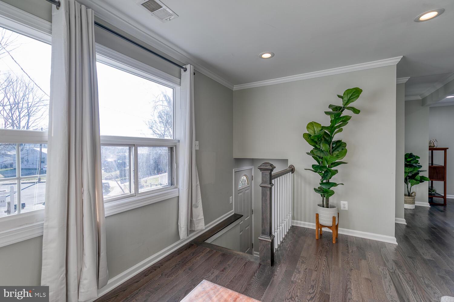 1206 Riggs Court Woodbridge, VA 22191 - Photo 39 of 65 Bright and Airy Loft Space with Windows