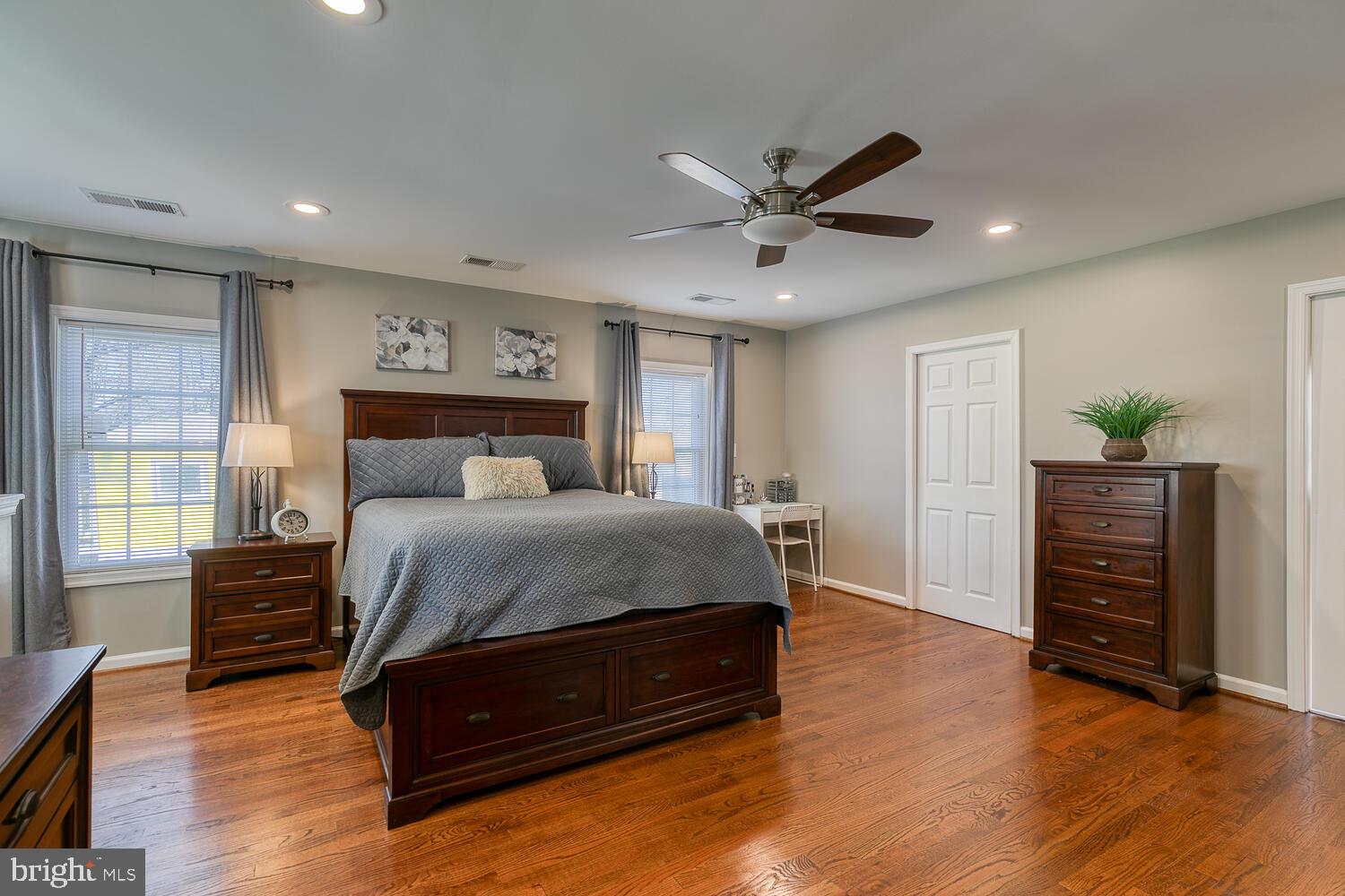 1206 Riggs Court Woodbridge, VA 22191 - Photo 8 of 65 Large Master Bedroom
