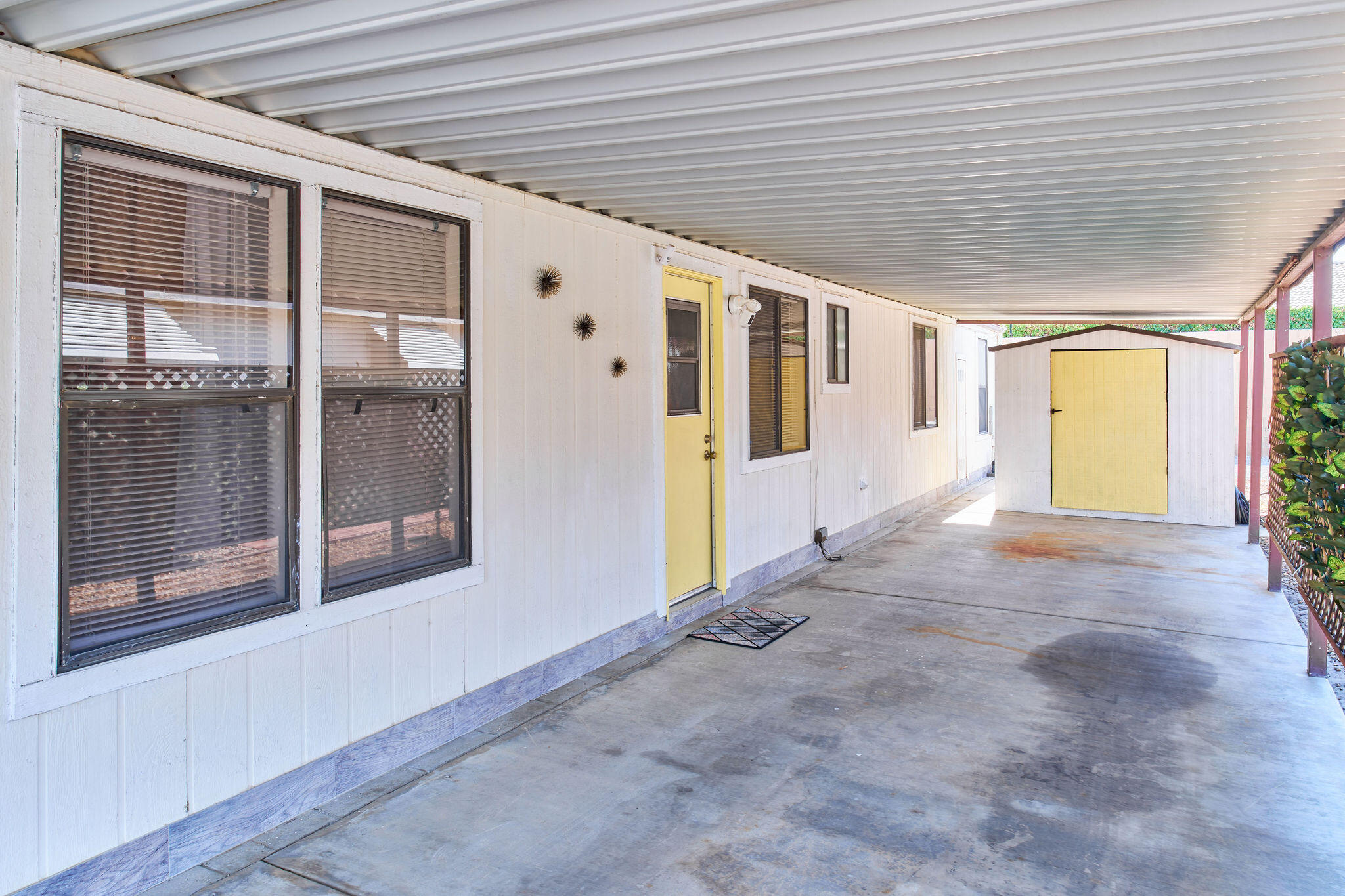 47685 Prado Way Indio, CA 92201 - Photo 10 of 55 47685PradoWay-10