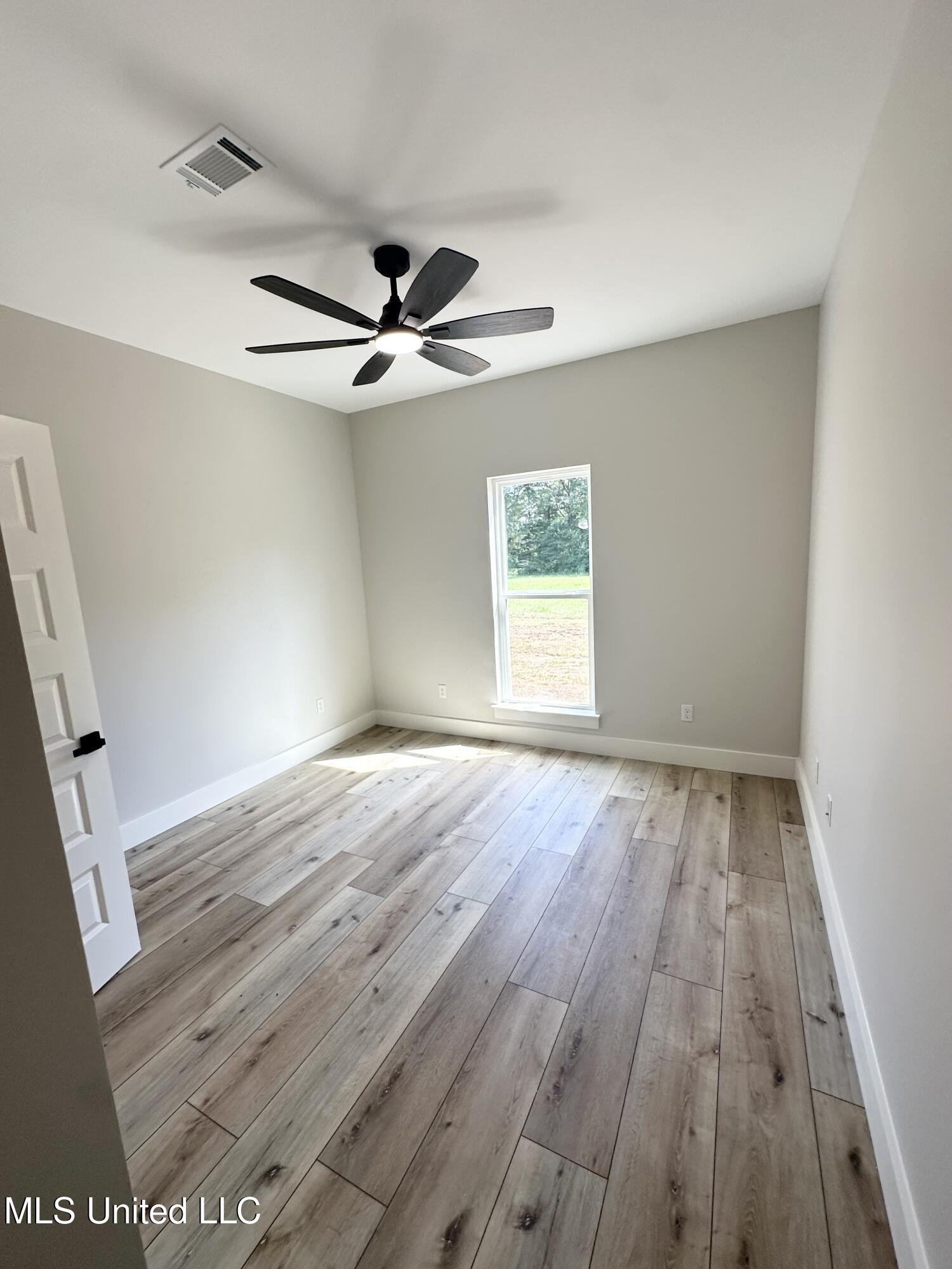 41 Sones Chapel Road Carriere, MS 39426 - Photo 13 of 22 IMG_2254