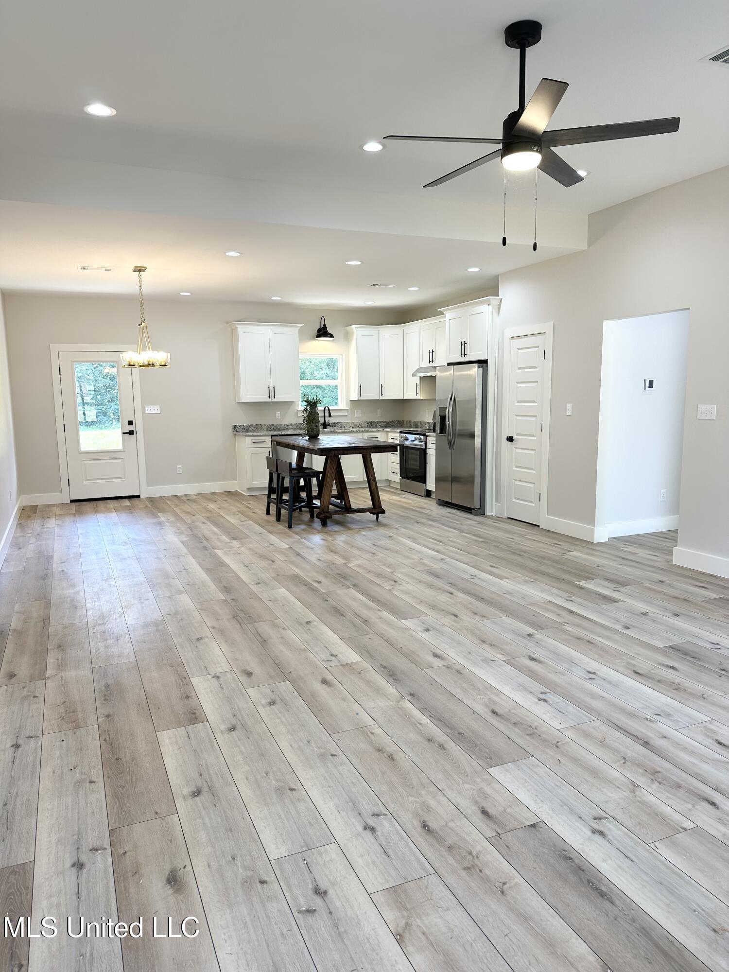 41 Sones Chapel Road Carriere, MS 39426 - Photo 5 of 22 IMG_2230