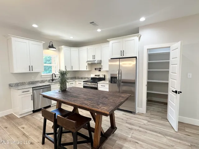 $309,900 | 41 Sones Chapel Road, Carriere, MS 39426