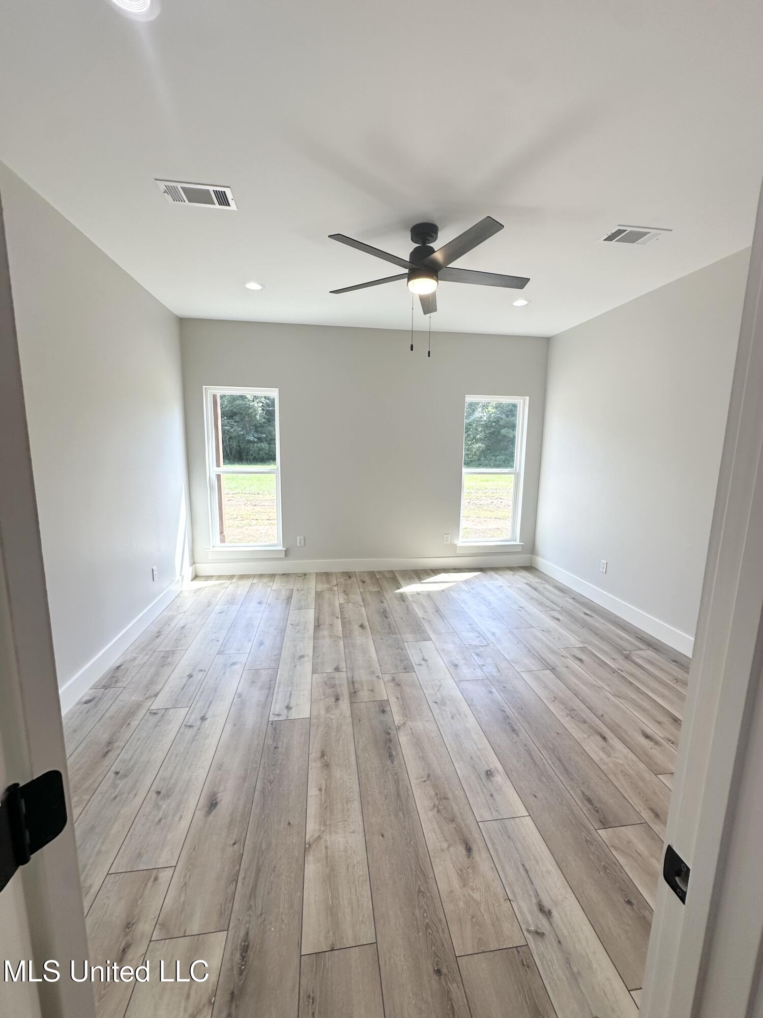 41 Sones Chapel Road Carriere, MS 39426 - Photo 9 of 22 IMG_2239