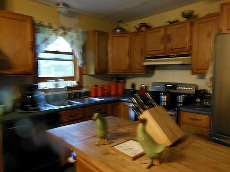 659 East Pond Road Nobleboro, ME 04555 - Photo 10 of 34 Kitchen.
