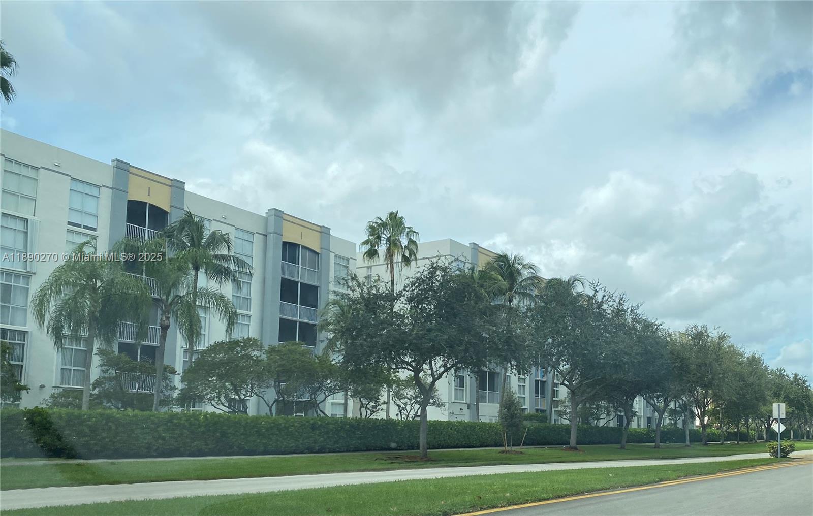 9725 Northwest 52nd Street, Unit 522 Doral, FL 33178 - Photo 17 of 17 a view of a city view