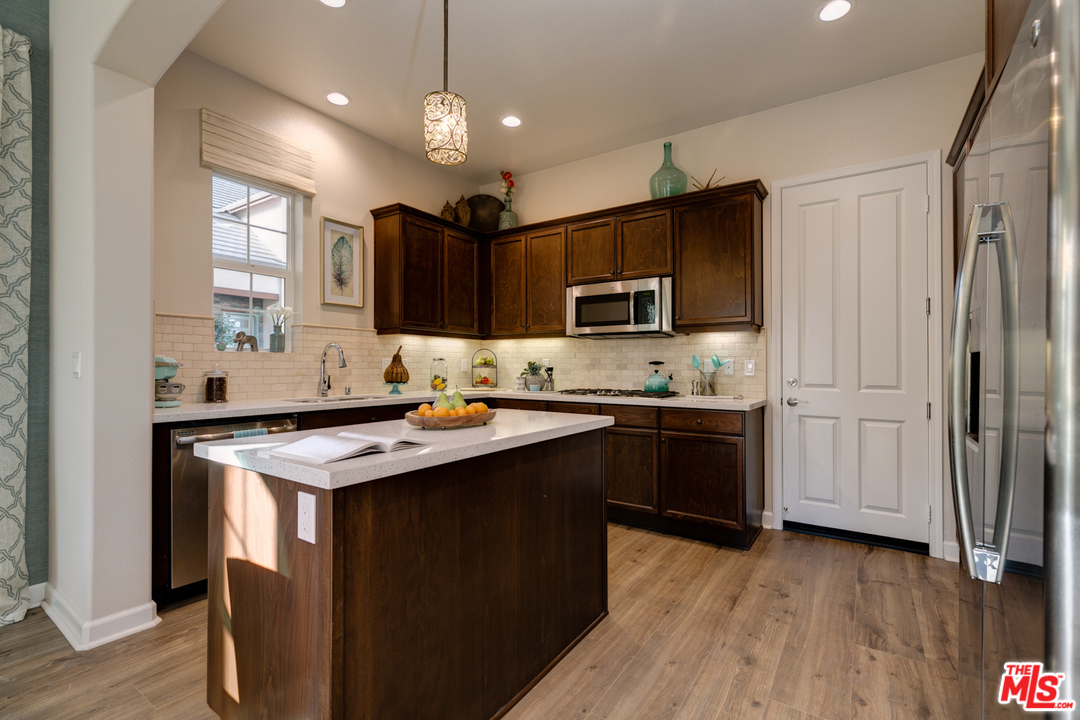 1614 Range Road, Unit 766 Oxnard, CA 93036 - Photo 7 of 25