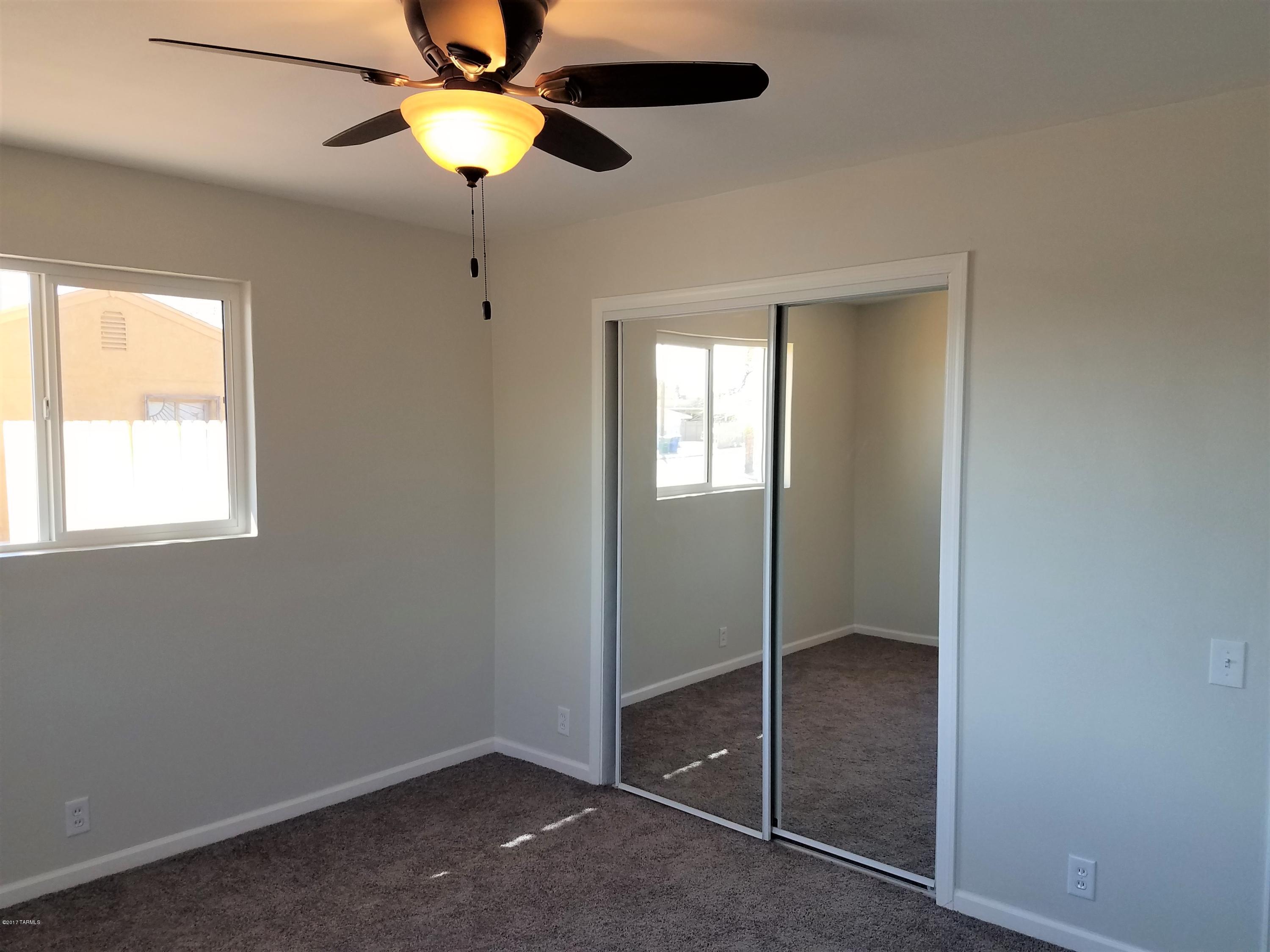 509 East Pastime Road Tucson, AZ 85705 - Photo 15 of 30