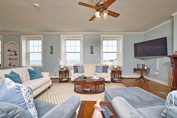 $924,900 | 48 North Shore Drive, Unit 8, Dartmouth, MA 02748