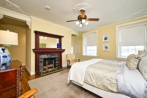 $924,900 | 48 North Shore Drive, Unit 8, Dartmouth, MA 02748