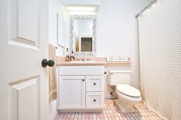 $924,900 | 48 North Shore Drive, Unit 8, Dartmouth, MA 02748