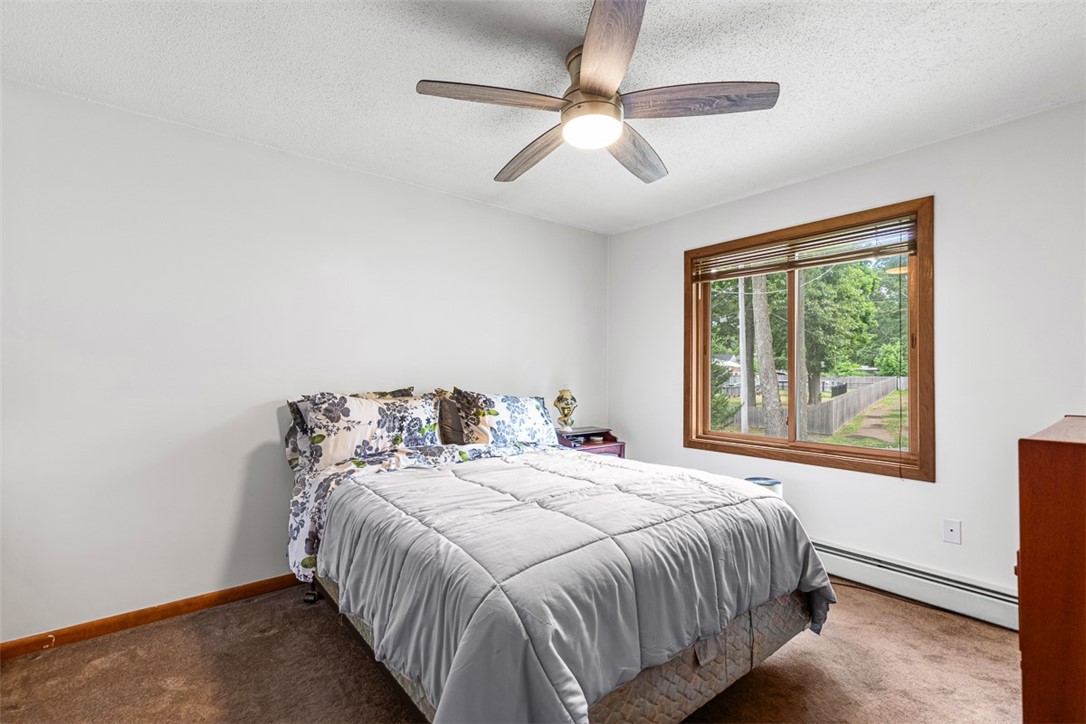 12 Silver Street Warwick, RI 02889 - Photo 16 of 50