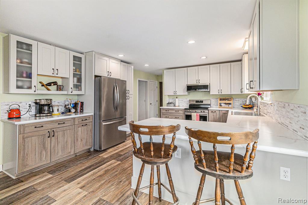 15339 Silver Ridge Road Linden, MI 48451 - Photo 8 of 29