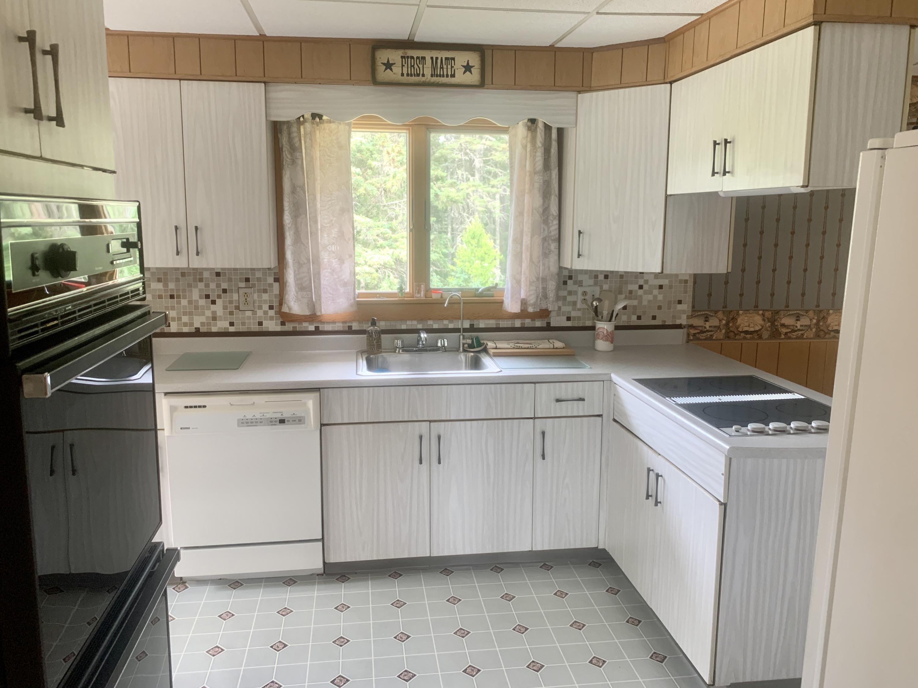 255 Garnet Head Road Pembroke, ME 04666 - Photo 26 of 104 Kitchen