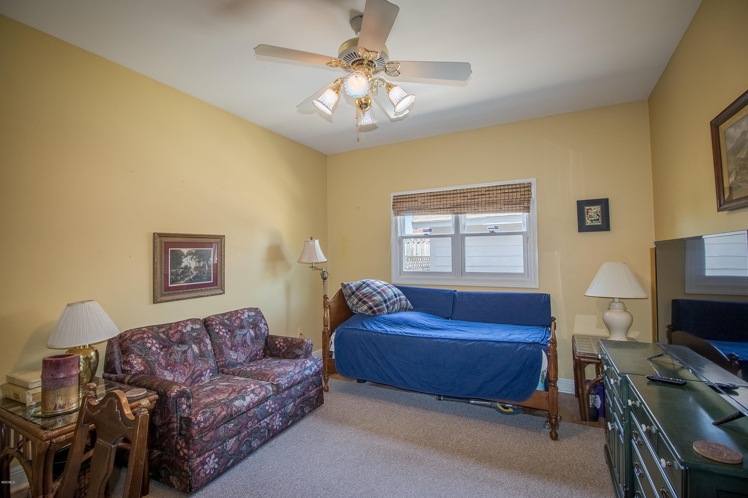 2572 Rue Palafox Biloxi, MS 39531 - Photo 17 of 26 2572 Rue Palafox-116