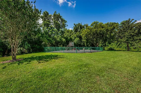 $189,900 | 1333 Shady Pine Way, Unit F, Tarpon Springs, FL 34688